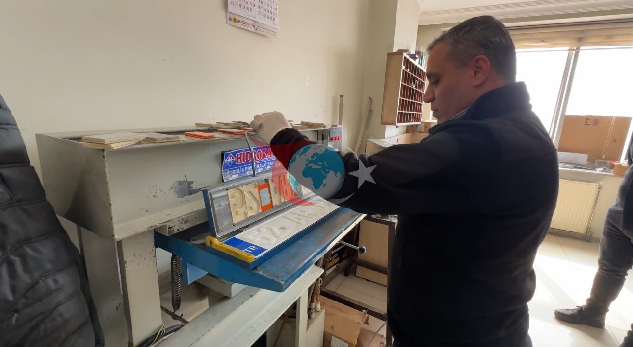 Yüksekova'da APP Plaka İşlemleri: 10 Dakikada Tamamlanıyor
