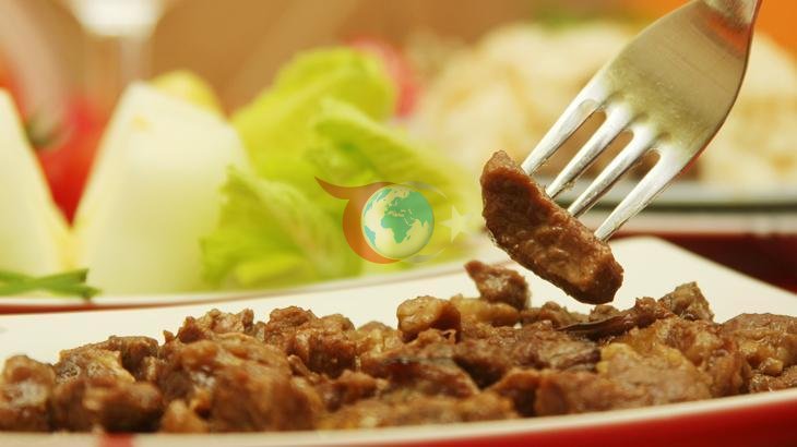 Mersin’deki Aşevinde Şoke Eden Olay: Kavurmada At Çipi Bulundu