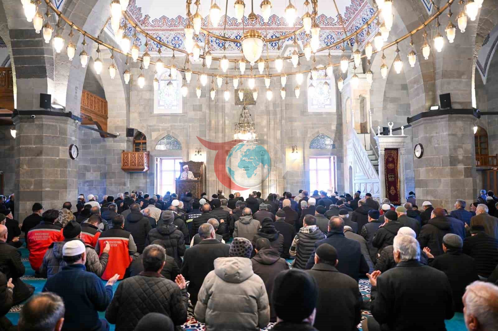 Erzurum'da Şehitler İçin Anlamlı Mevlid Programı Düzenlendi