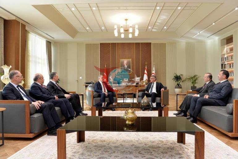 KKTC Cumhurbaşkanı Erhürman, Gençlik ve Spor Bakanı Osman Aşkın Bakı kabul etti