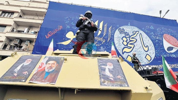 Hamaney'den Kritik Mesaj: Hürmüz Boğazı Kapalı Kalacak