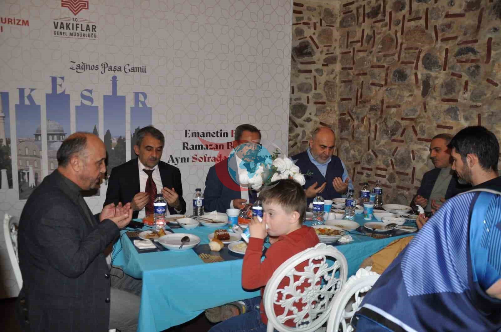 Balıkesir&rsquo;de müftülük personeli iftarda buluştu