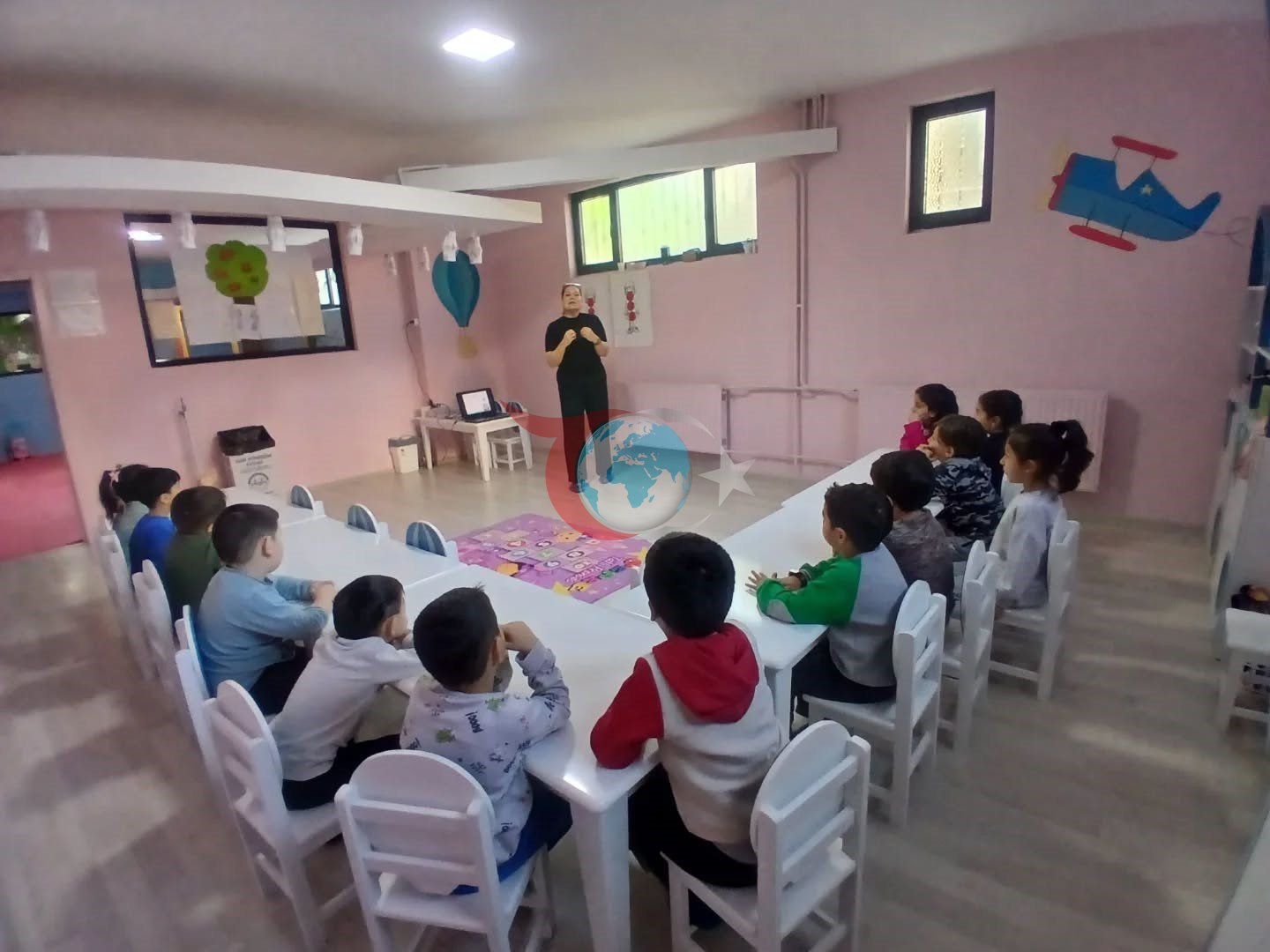 Sağlık personelinden minik öğrencilere hijyen eğitimi