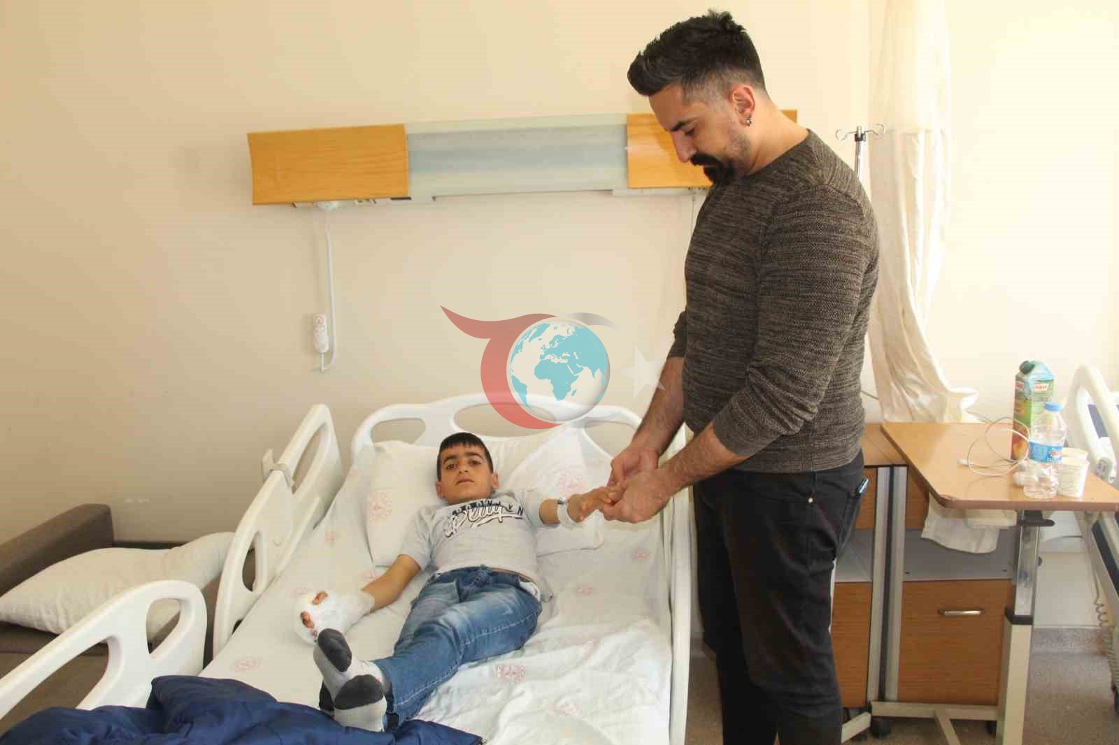 Şırnak’ta yapışık parmaklı iki kardeş ameliyatla sağlıklarına kavuştu