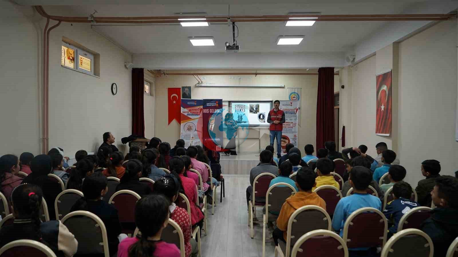 Büyükşehir’den okullarda vektörle mücadele eğitimi