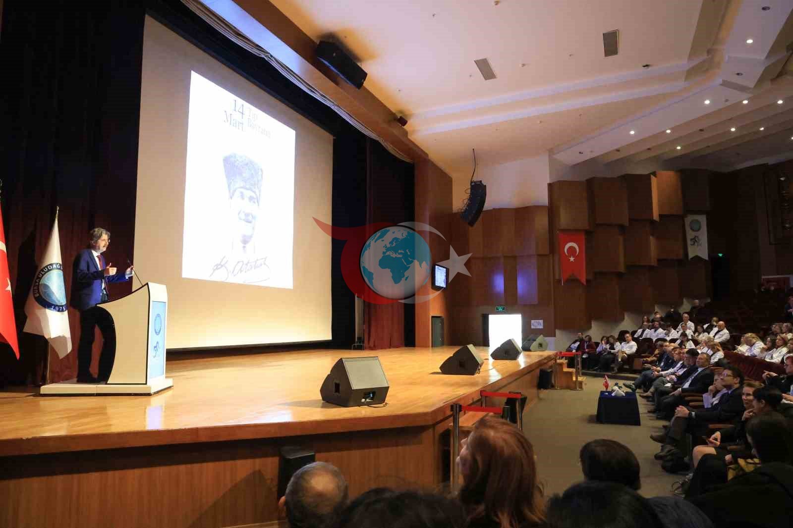 Bursa Uludağ Üniversitesi'nde 14 Mart Tıp Bayramı Coşkuyla Kutlandı