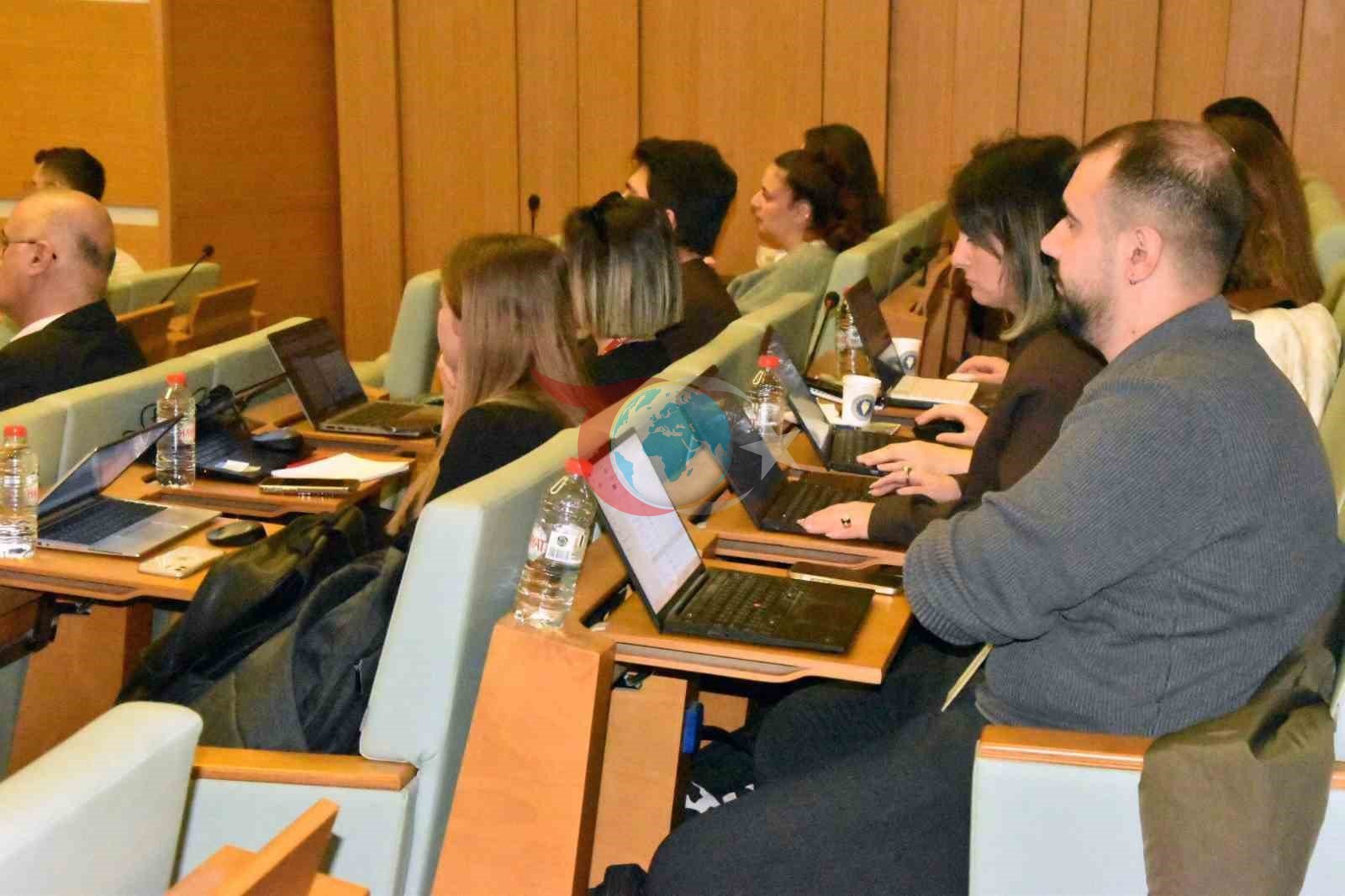 Manisa TSO’da ihracatçılar bilgilendirildi