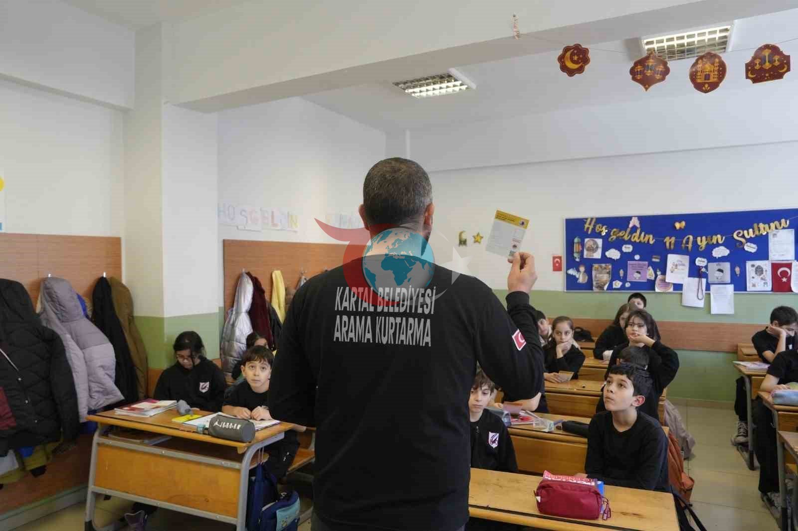 Kartal Belediyesi’nden okullarda afet bilinci eğitimi