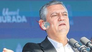 ‘Füzelerle demokrasi getirilemez’