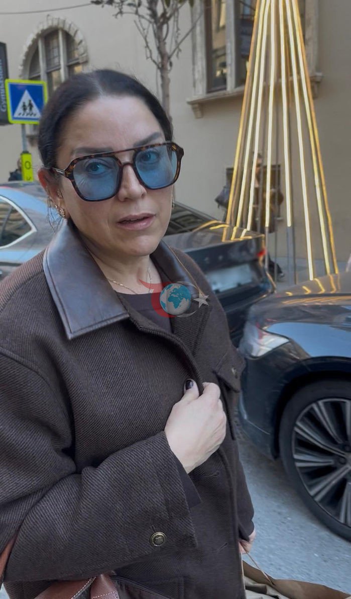 Aşkın Nur Yengi'nin yüzünden düşen bin parça