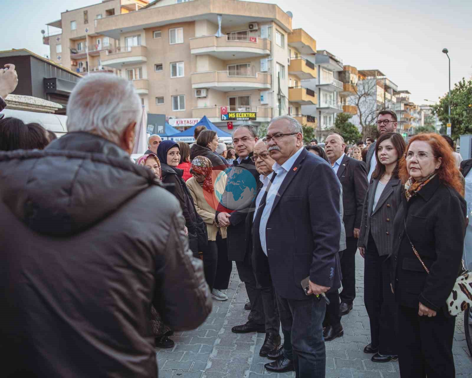 Kuşadası, Başkan Günel için tek yürek oldu