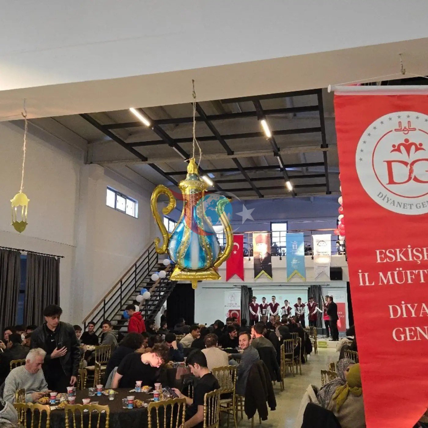 Eskişehir&rsquo;de lise ve üniversite öğrencilerine yönelik iftar programı düzenlendi