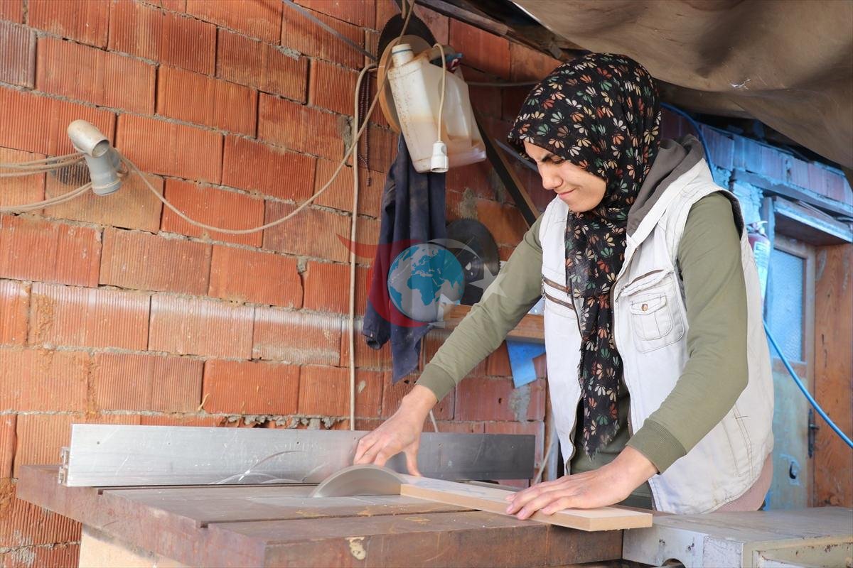 Eşine yardım ederek başladı: Sektörde tabuları yıktı. Şimdi kendi işinin patronu