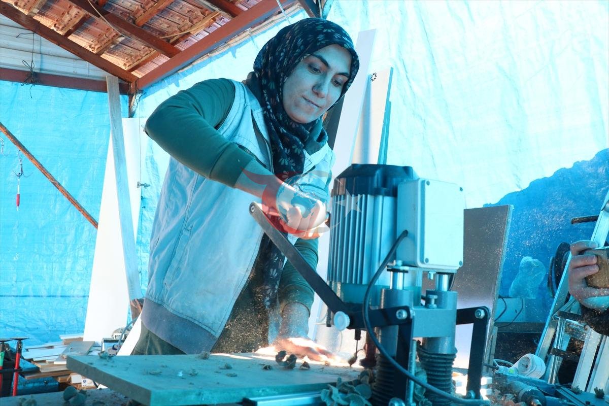 Eşine yardım ederek başladı: Sektörde tabuları yıktı. Şimdi kendi işinin patronu