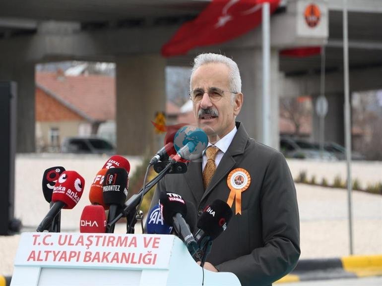 Bakan Uraloğlu: Projelerimizle dev bir tasarruf sağlıyoruz