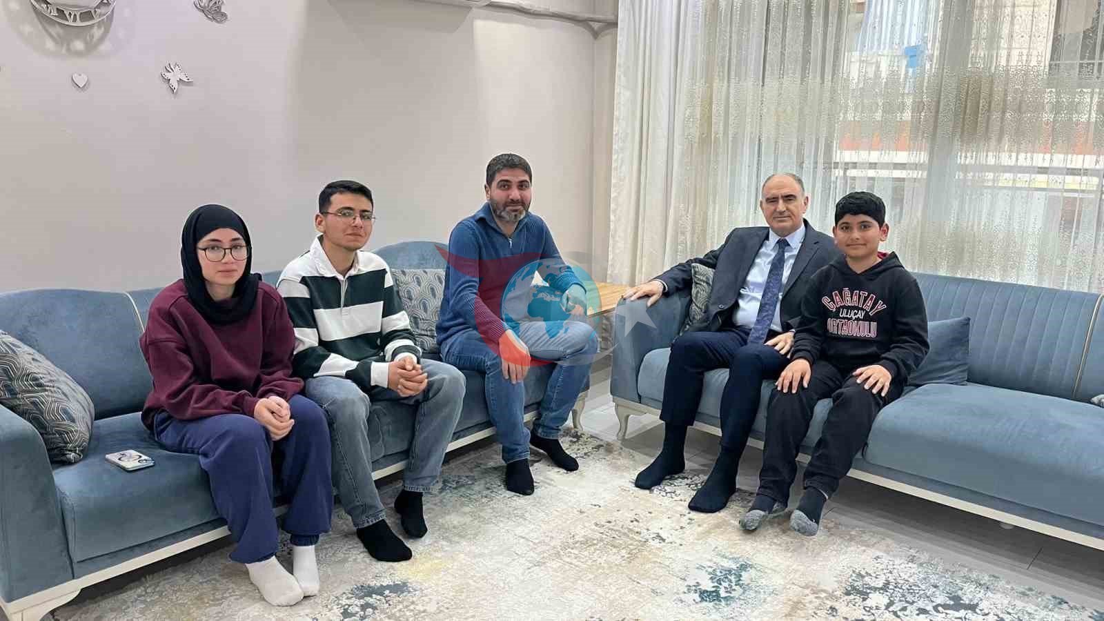 Vali Özkan'dan Şehit ve Gazi Ailelerine Anlamlı Ziyaret