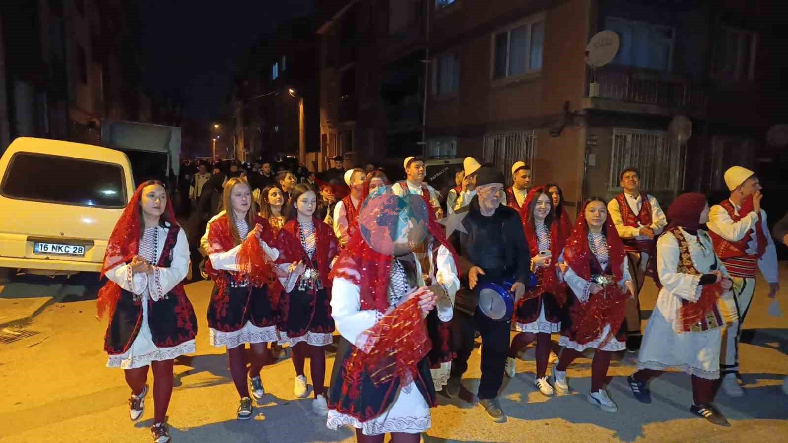 Rumeli geleneği Bursa&rsquo;da sahura renk kattı