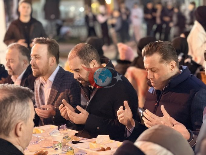 Hatipoğlu Muttalip Mahallesi&rsquo;nde hemşehrileriyle buluştu