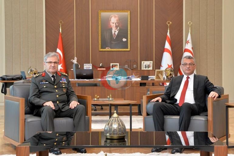 KKTC Cumhurbaşkanı Erhürman, Kara Kuvvetleri Komutanı Orgeneral Tokeli kabul etti