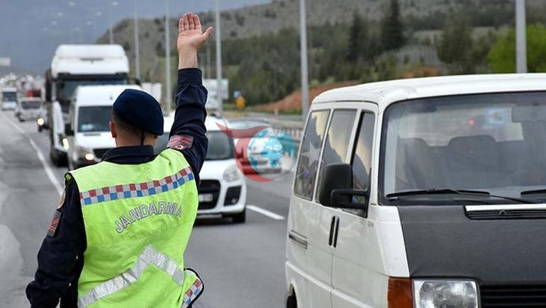 Bayram ve ara tatil birleşti: Yollarda hareketlilik başladı, kilit kavşakta denetim arttı