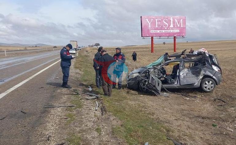 Babasından habersiz aldığı otomobil faciaya götürdü Bayram tatilinde acı son: 1 ölü, 3 yaralı