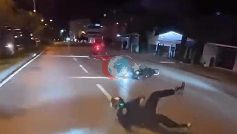Yolda tek teker ลovu faciaya dรถnรผลtรผ Kask kamerasฤฑ saniye saniye kaydetti