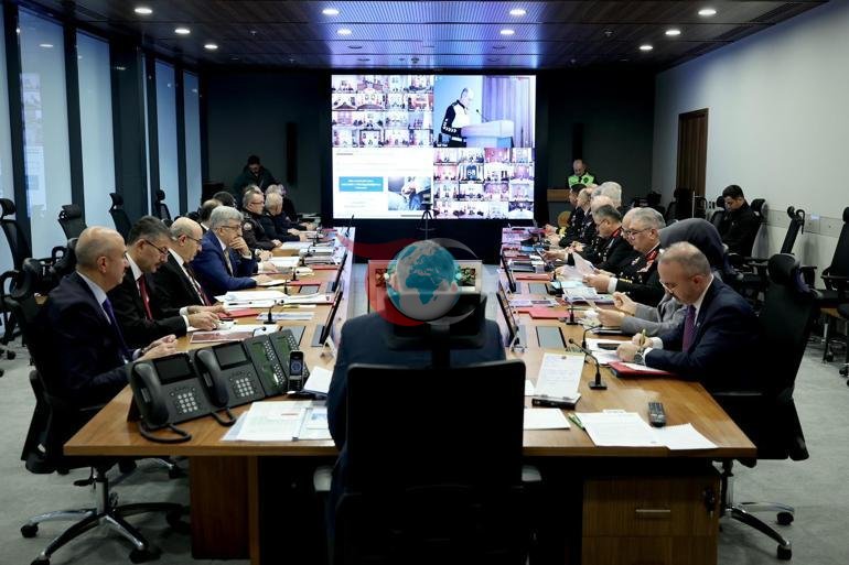Bayram öncesi Ankara’da kritik güvenlik zirvesi 81 ilin valisi aynı toplantıda