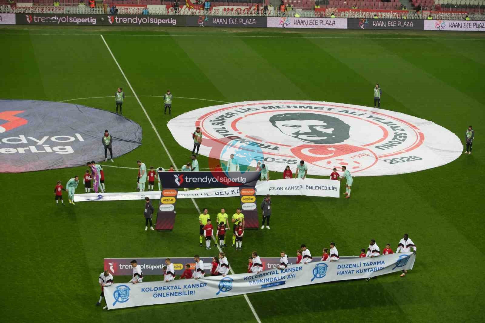 Trendyol Süper Lig: Samsunspor: 0 - Kayserispor: 0 (Maç devam ediyor)