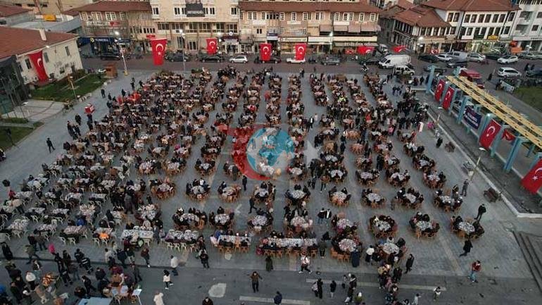 AK Partili Kasapoğlu, Manisada iftar programına katıldı
