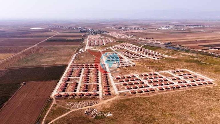 Bakan Kurum: Hatayฤฑn her bir kรถลesine ektiฤimiz umut yeลerdi