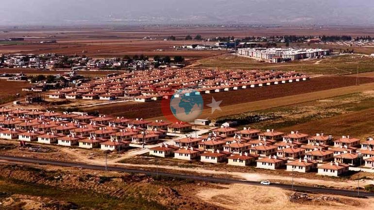 Bakan Kurum: Hatayฤฑn her bir kรถลesine ektiฤimiz umut yeลerdi