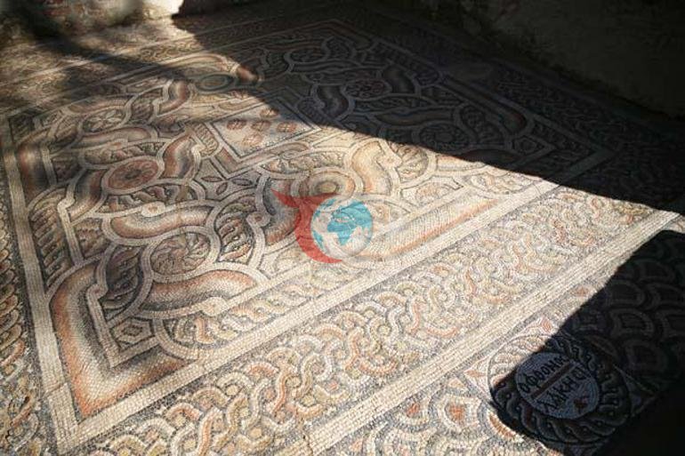 Kazı ekibi şaşkın: Antik kentte 1500 yıl önce yapılan mozaikten günümüze ulaşan mesaj