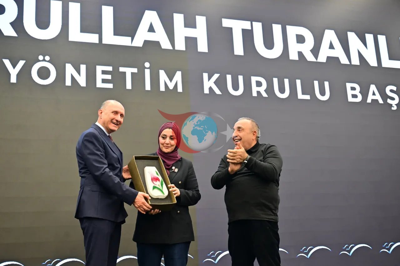 İş Dünyası İstanbul Dostları’nın Sahur Programında Emrullah Turanlı’nın ev sahipliğinde buluştu