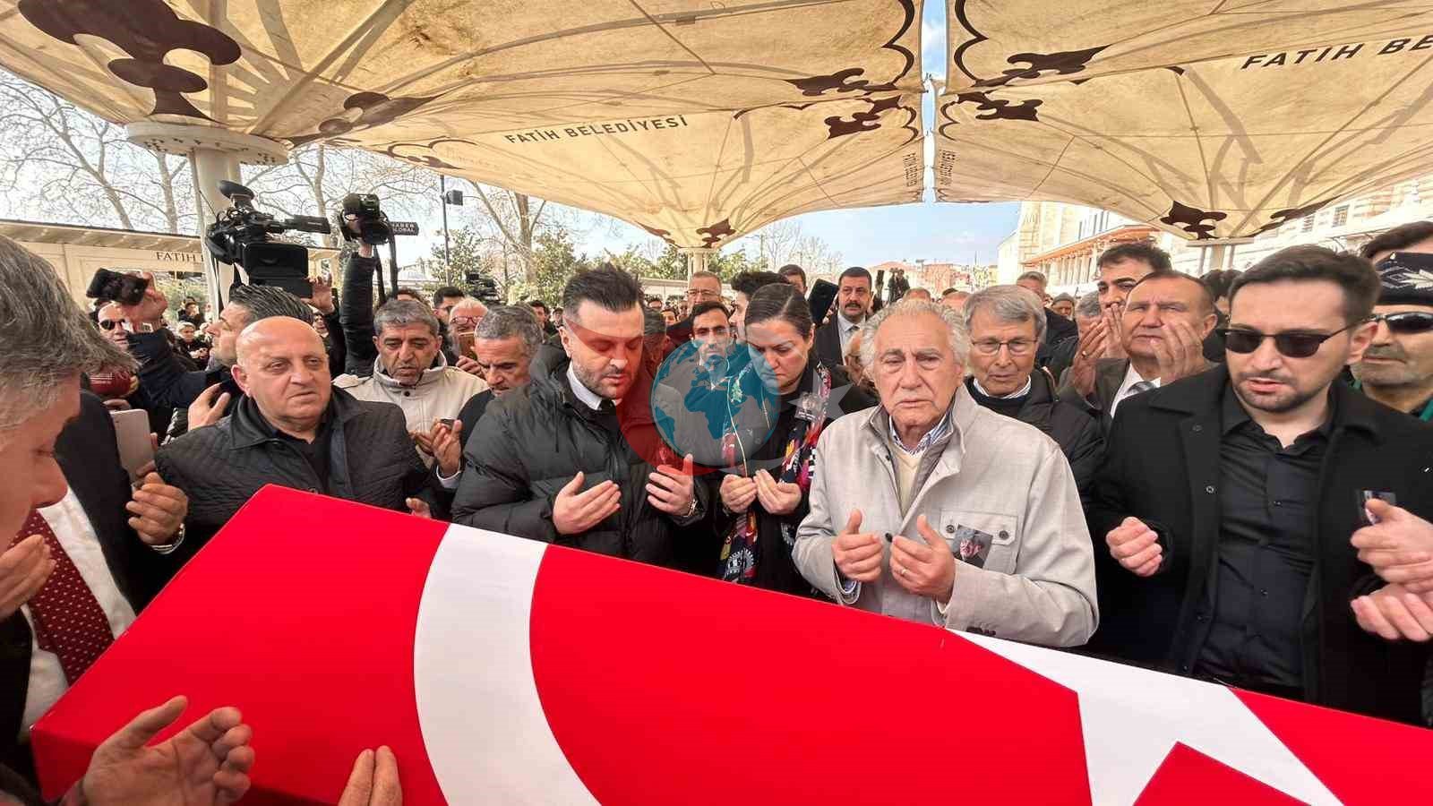 İlber Ortaylı için Fatih Camii&rsquo;nde cenaze töreni düzenleniyor