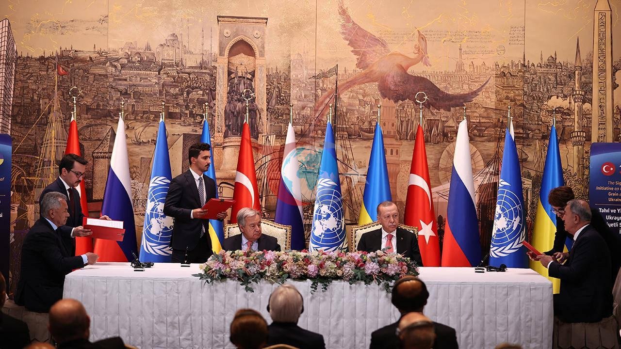 Tahıl Koridoru için imzalar atıldı