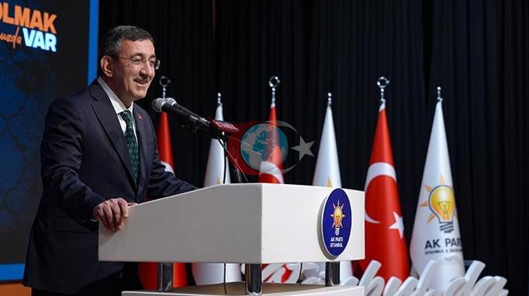 Cumhurbaşkanı Yardımcısı Cevdet Yılmaz: Bölgemizdeki yangının sönmesi için çaba sarf ediyoruz