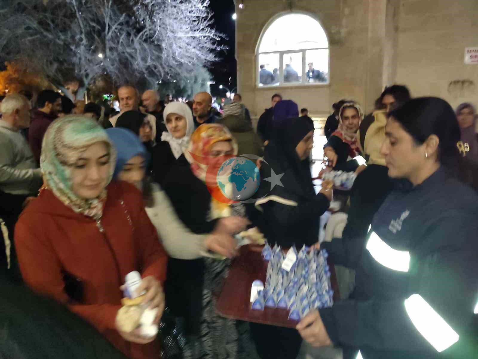 Aydın Büyükşehir’den Kadir Gecesi’nde lokum ikramı