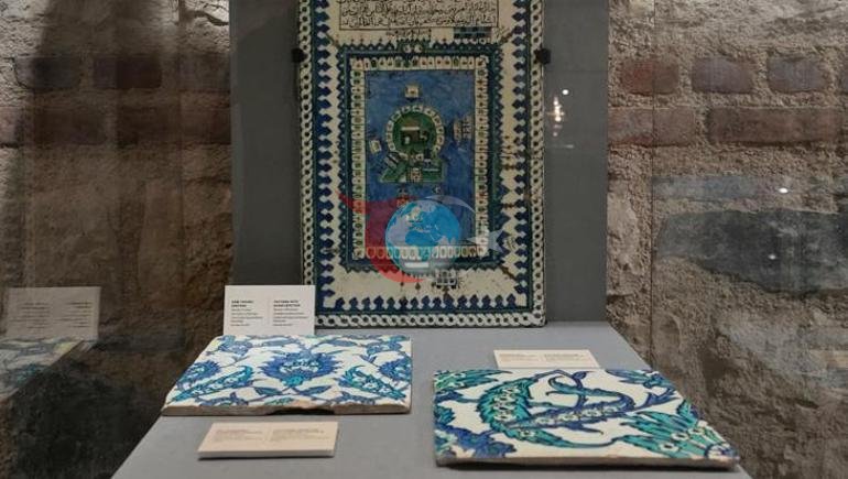 Çalınan iki İznik çinisi yıllar sonra yeniden Türkiyede