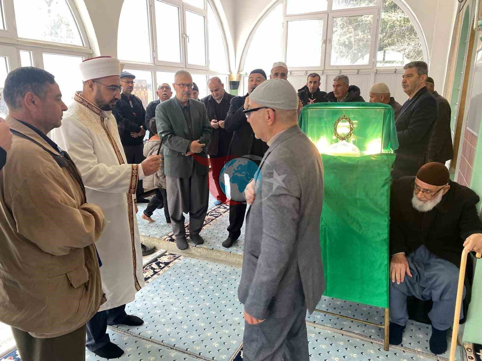 Besni&rsquo;de Sakal-ı Şerif ziyarete açıldı