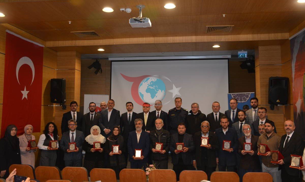 Sinop'ta İyilik Haftası'nda Hayırseverlere Ödül