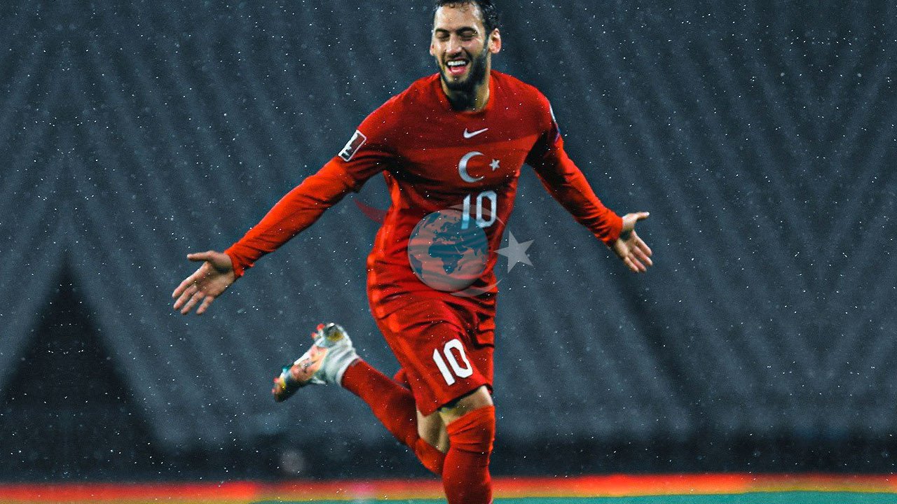 Hakan Çalhanoğlu Sahalara Döndü: Montella'nın Yüzü Gülüyor