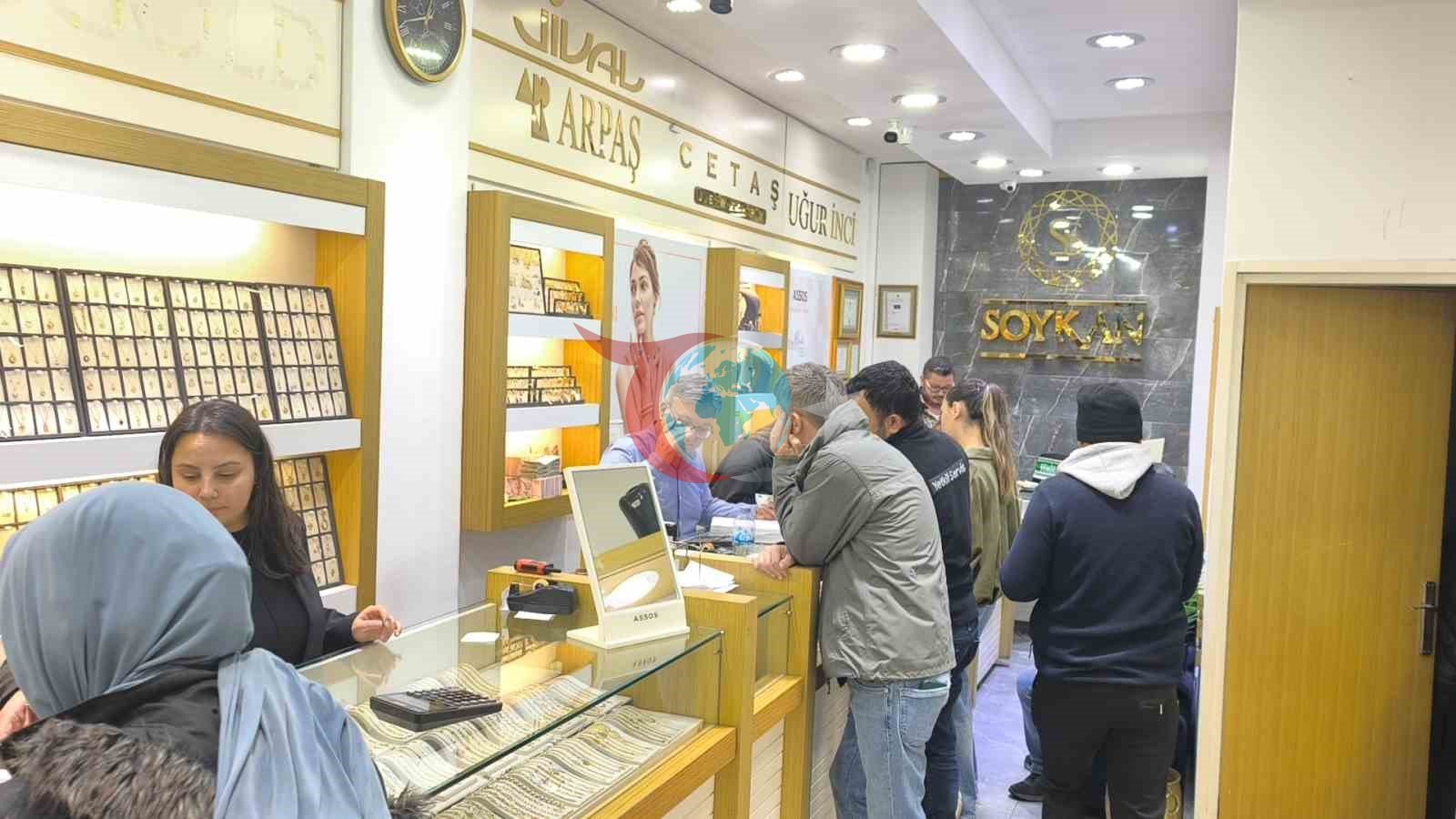 Muğla'da Altın Fiyatlarındaki Düşüş Kuyumcuları Hareketlendirdi