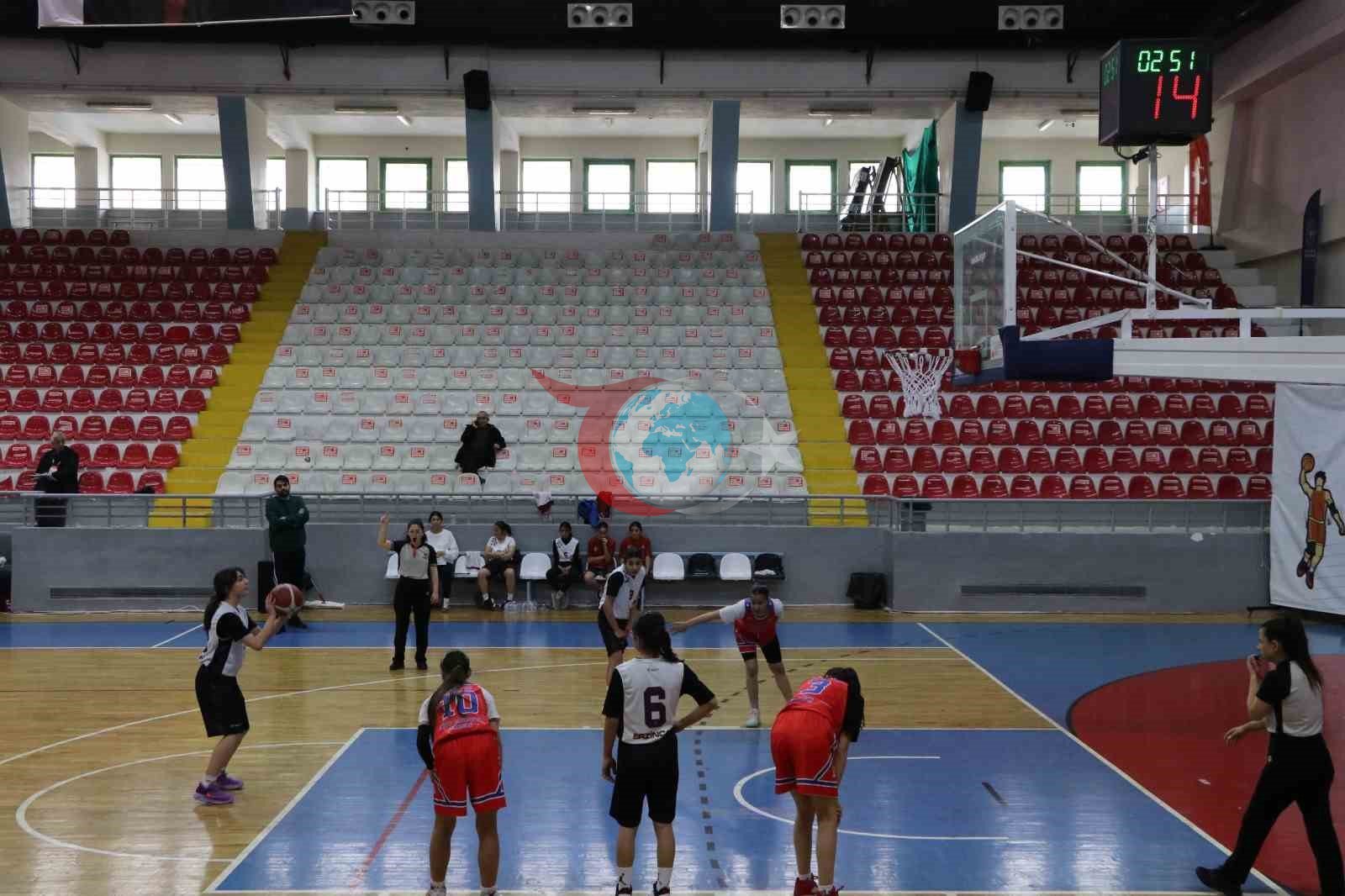 Basketbol Yıldızlar Türkiye Yarı Finalleri Yozgat&rsquo;ta başladı