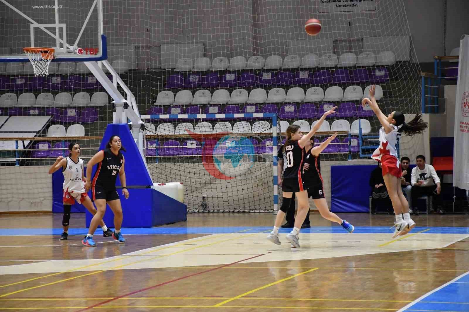 ‘Yıldızlar Basketbol Yarı Final Müsabakaları’ başladı