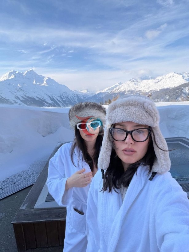 Pelin Akil lüks tatiliyle havasını attı - Resim : 2