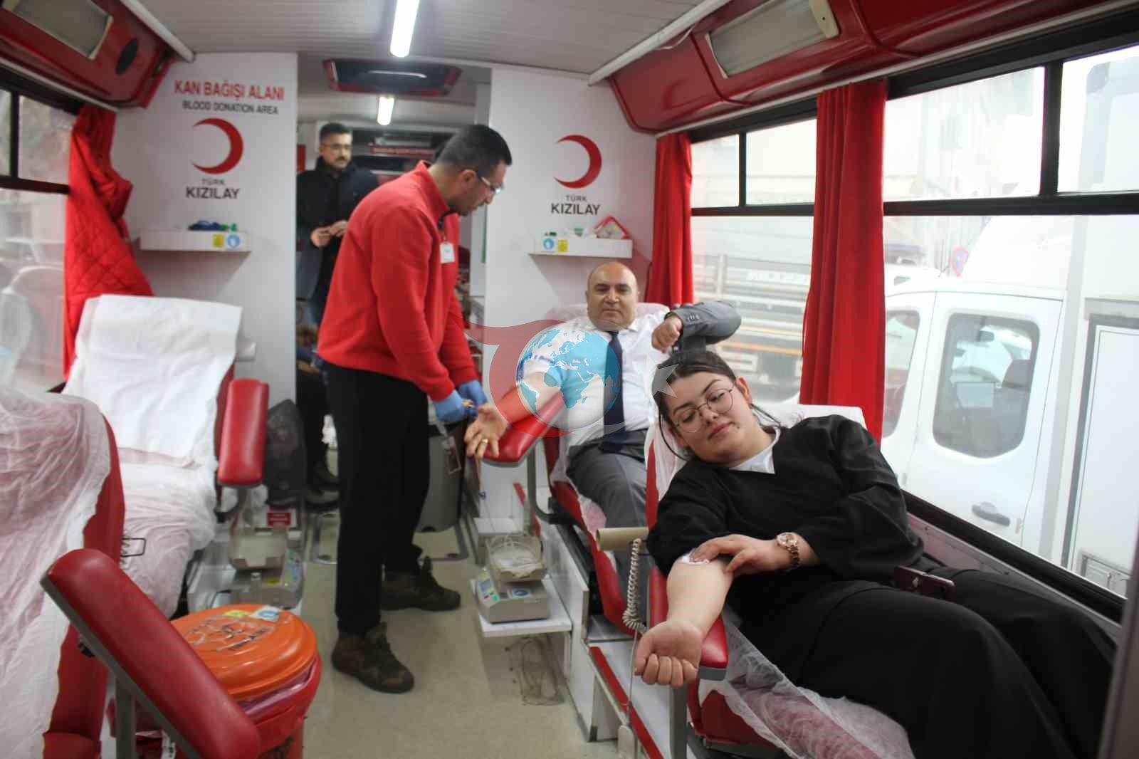 Malazgirt’te kan bağışı kampanyasına yoğun ilgi