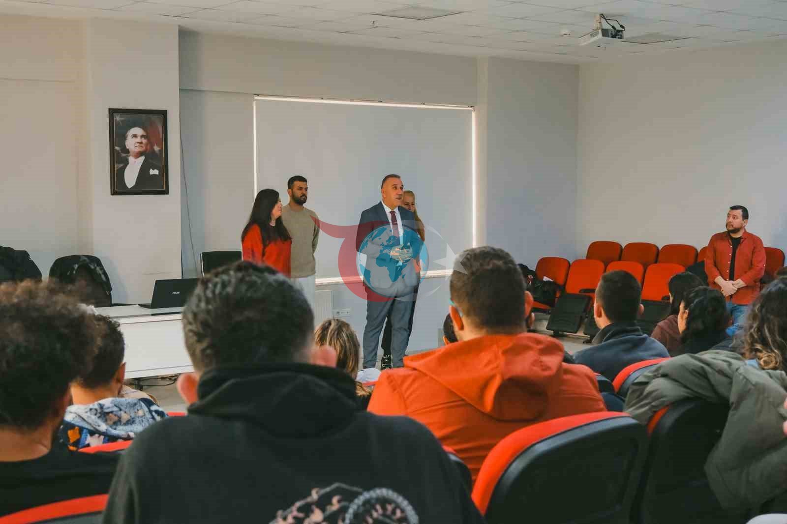 Yüzme Antrenörlük Kursu Aydın’da başladı