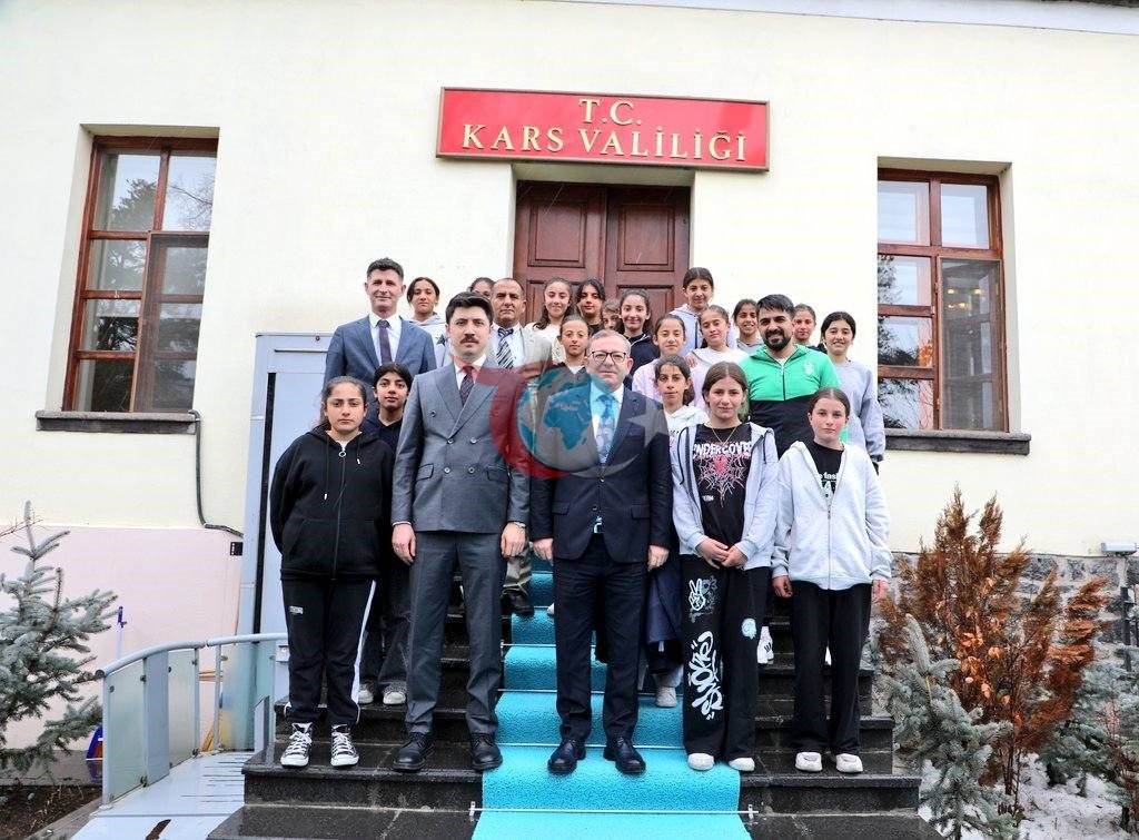 Kars’ı gururlandıran başarı: Şampiyon takım yarı finalde