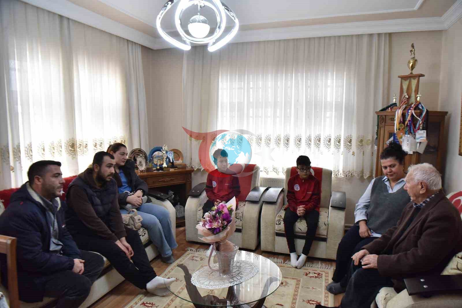 Genรง Sporcular, Tรผrk sporuna emek vermiล isimlerle buluลtu