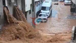 Güneydoğu’da sel alarmı Çok sayıda ilde sağanak nedeniyle evler boşaltıldı, yollar göle döndü